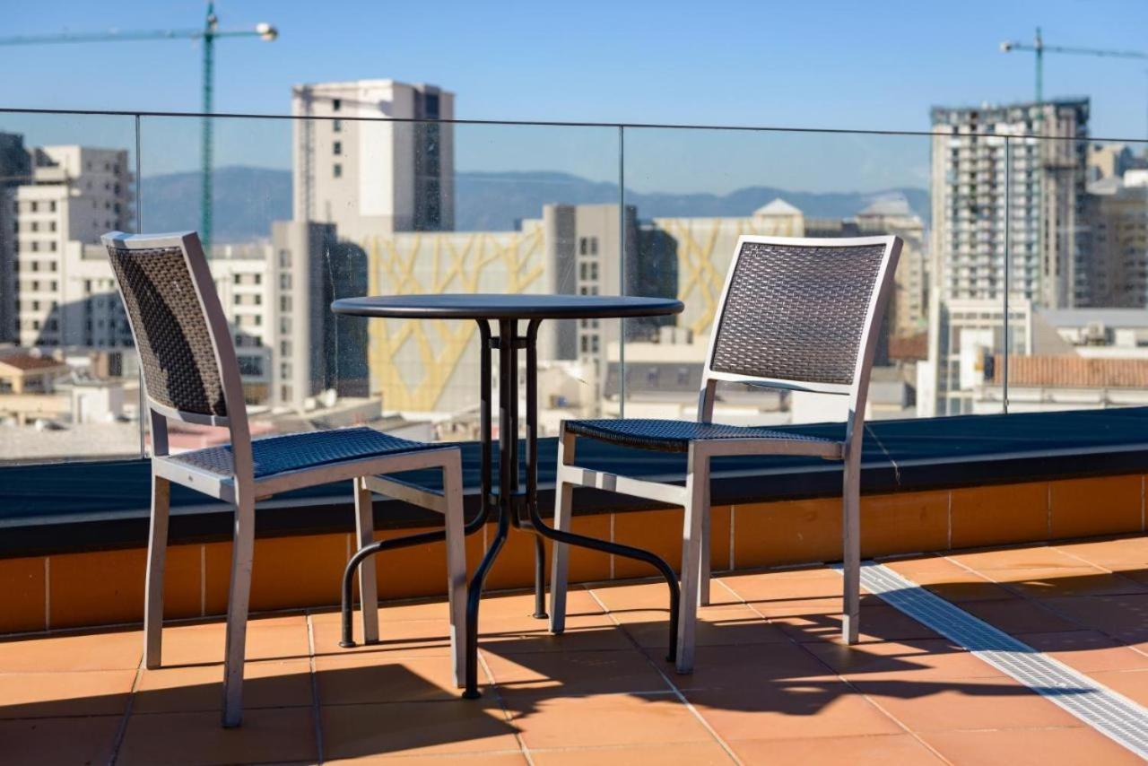 Gibraltar Central Suites Buitenkant foto