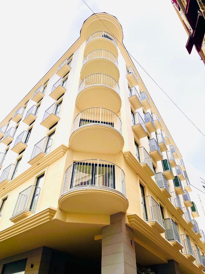 Gibraltar Central Suites Buitenkant foto